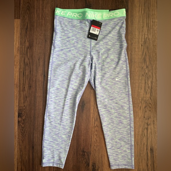 NWT Nike Pro High Waist Space Dyed Cropped leggings, tight fit Size L, 12/14 - Picture 1 of 5